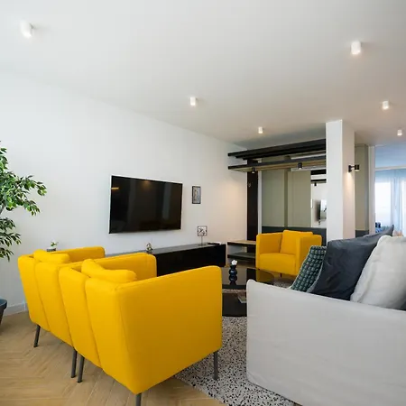 Victor Nest Double Apartment