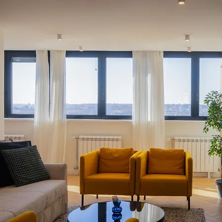 Victor Nest Double Apartment