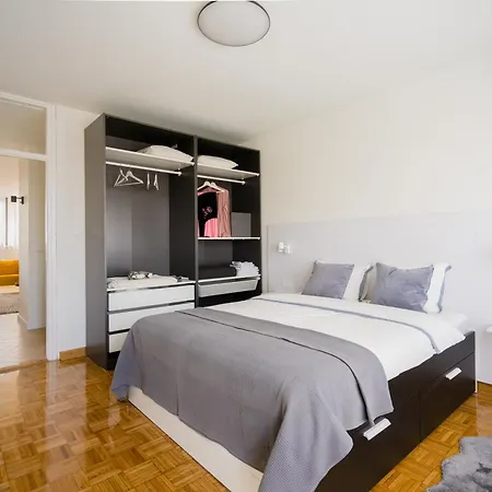 Victor Nest Double Apartment